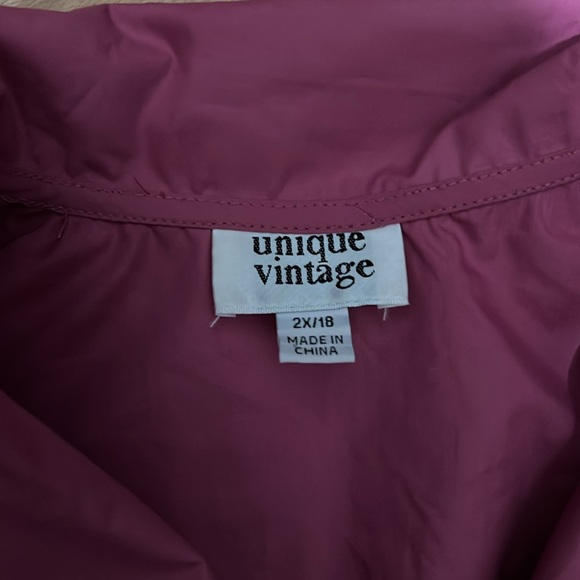 Pink Button up Crop top - Picture 3 of 3